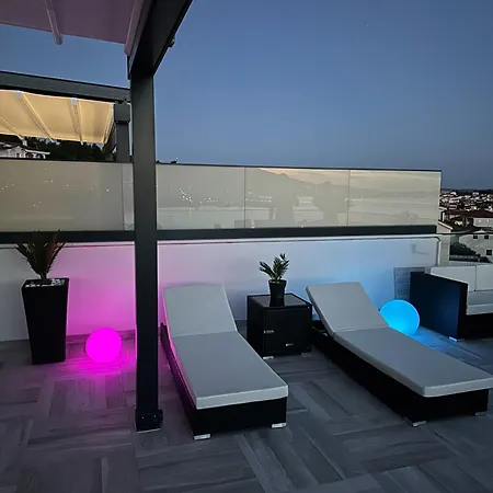 Luxury Lila Apartment