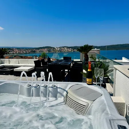 Luxury Lila Apartment