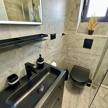 Apartment Luxury Lila