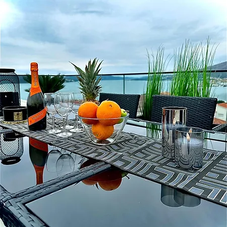 Luxury Lila تروغير
