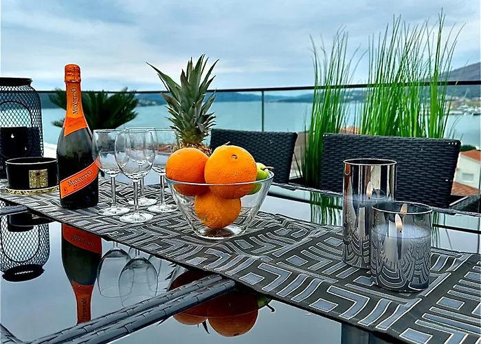 Luxury Lila تروغير