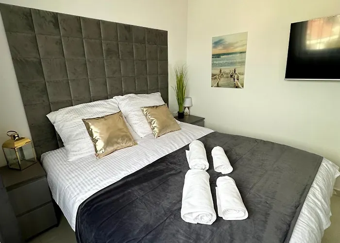 Luxury Lila